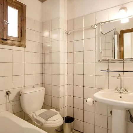Hotel Adamantia Traditional Village
