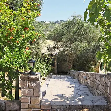 Adamantia Traditional Village Ξενοδοχείο Mpogdanatika